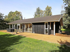 6 person holiday home in Frederiksv rk in Frederiksværk